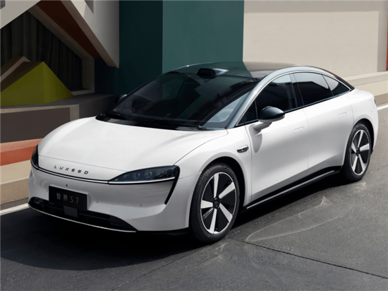 ¿ǽS748 ڶλSUV
