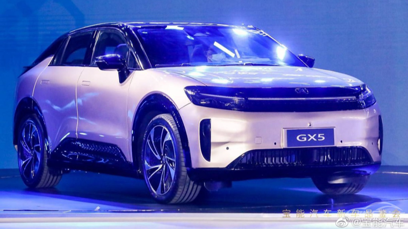 或将明年量产 宝能汽车GX5/QOROS 6首发亮相