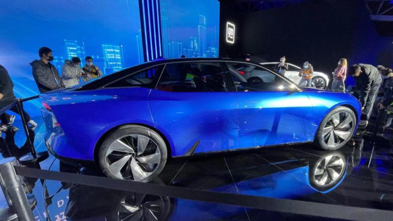 通用科技日：全球首发雪佛兰纯电概念车，2025年前推15款新车