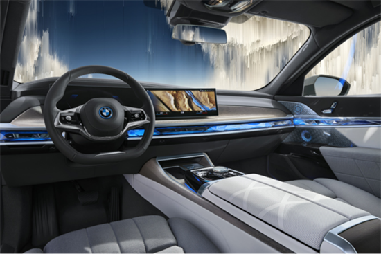 电动时代的旗舰 创新纯电动BMW i7“电”亮豪华之巅